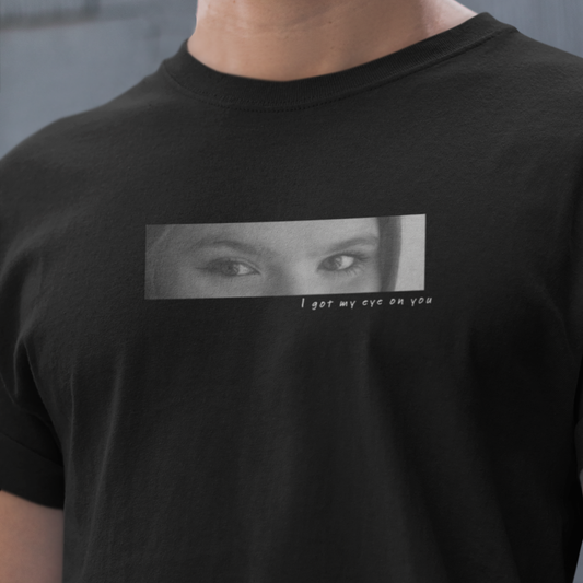 T-shirt Personalizada "Eyes on You"